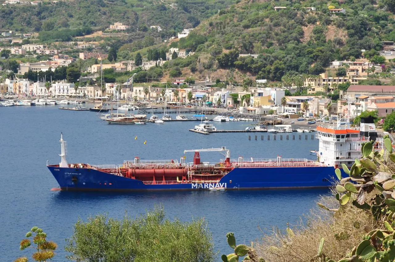 Villa La casa del Capitano, l'uomo e il mare ... Città di Lipari Italia